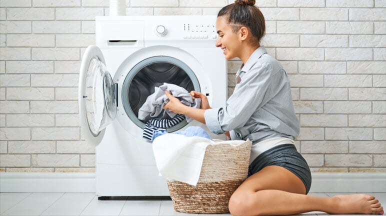 como separar roupas para lavar
