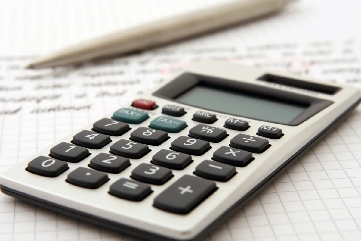 roupas-tecnológicas-valem-a-pena-fazendo-custo-benefício-calculadora